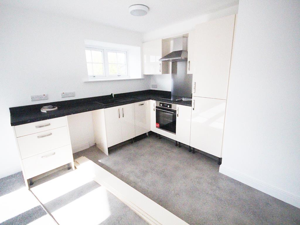 2 bedroom apartment To Let in Earby - IMG_5090.jpg